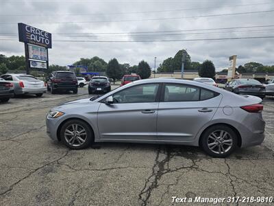 2017 Hyundai ELANTRA SE   - Photo 2 - Greenwood, IN 46142
