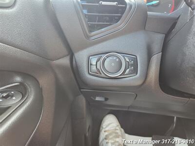 2017 Ford Escape SE   - Photo 13 - Greenwood, IN 46142