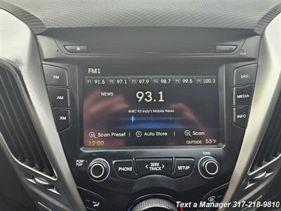 2016 Hyundai VELOSTER   - Photo 17 - Greenwood, IN 46142