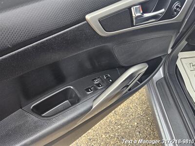 2016 Hyundai VELOSTER   - Photo 10 - Greenwood, IN 46142