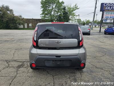 2015 Kia Soul + - Photo 4 - Greenwood, IN 46142