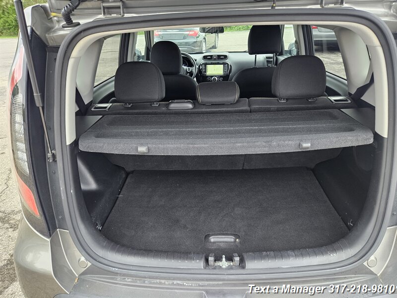 2015 Kia Soul + - Photo 23 - Greenwood, IN 46142