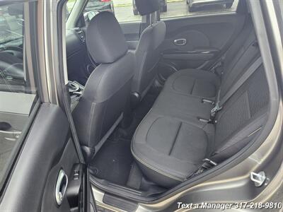 2015 Kia Soul + - Photo 22 - Greenwood, IN 46142