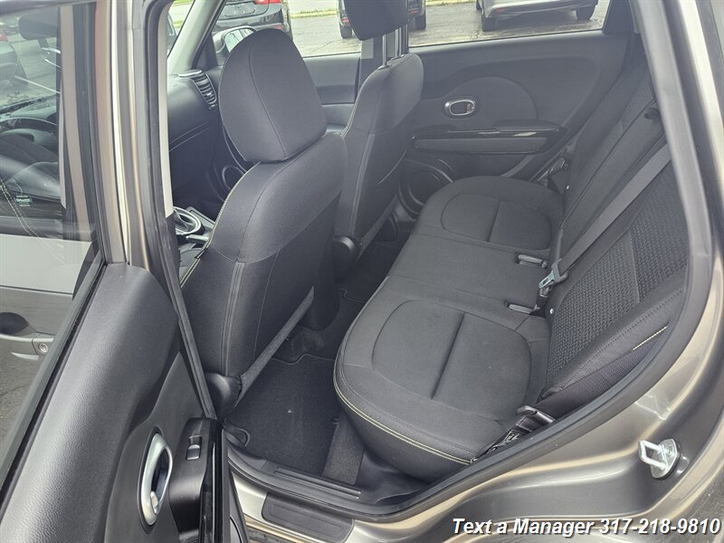 2015 Kia Soul + - Photo 22 - Greenwood, IN 46142