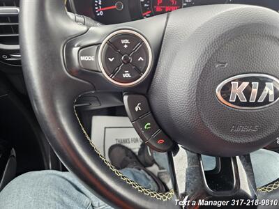 2015 Kia Soul + - Photo 15 - Greenwood, IN 46142