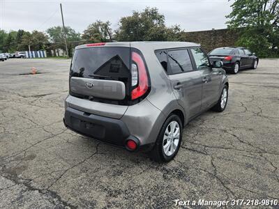 2015 Kia Soul + - Photo 5 - Greenwood, IN 46142