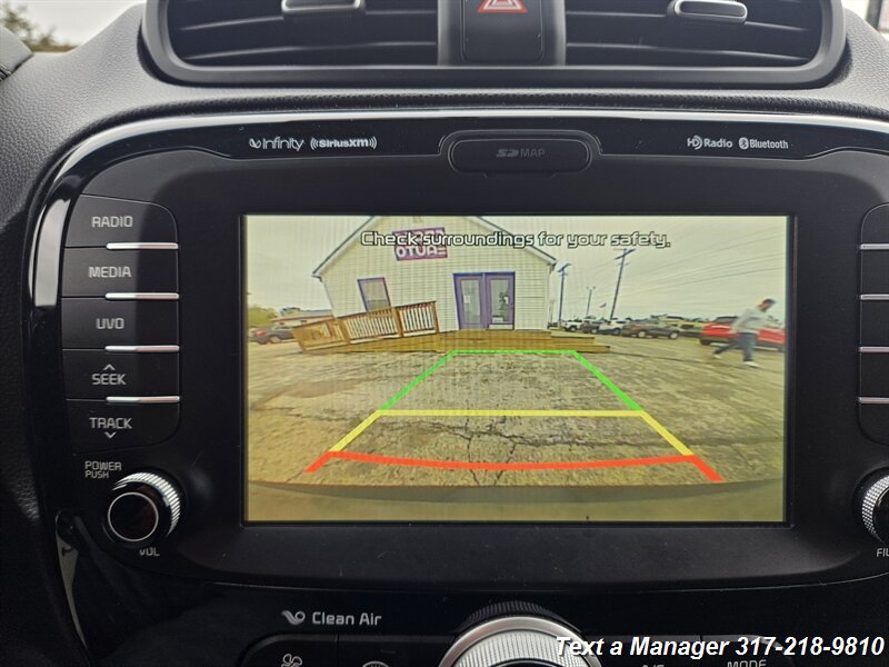 2015 Kia Soul + - Photo 18 - Greenwood, IN 46142