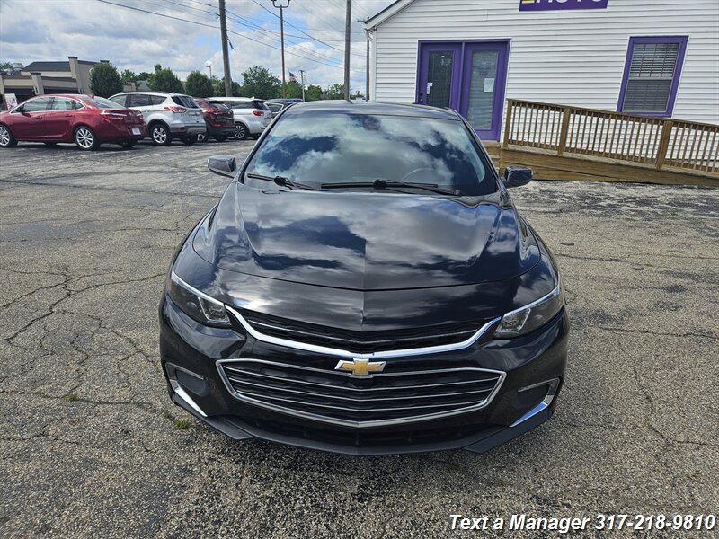 2017 Chevrolet Malibu LT - Photo 7 - Greenwood, IN 46142