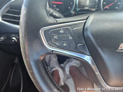 2017 Chevrolet Malibu LT - Photo 15 - Greenwood, IN 46142