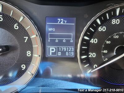 2011 INFINITI M 56 x   - Photo 17 - Greenwood, IN 46142