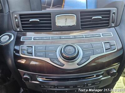 2011 INFINITI M 56 x   - Photo 23 - Greenwood, IN 46142