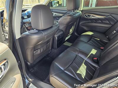 2011 INFINITI M 56 x   - Photo 27 - Greenwood, IN 46142