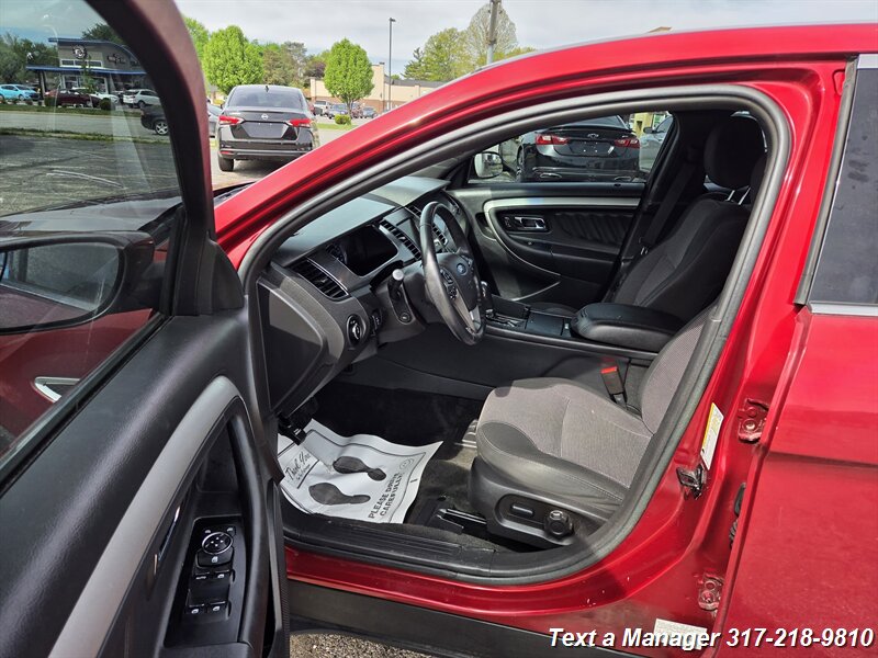 2014 Ford Taurus SEL - Photo 19 - Greenwood, IN 46142
