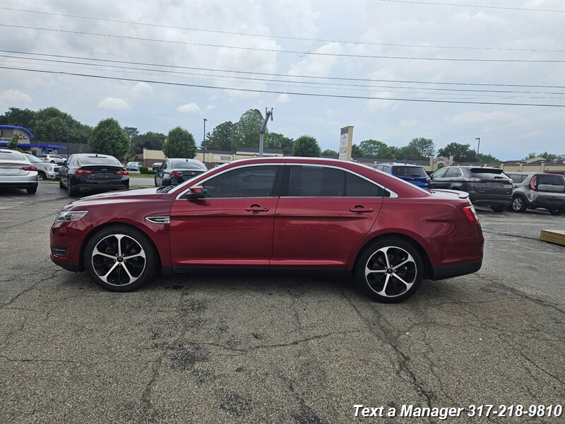 2014 Ford Taurus SEL - Photo 2 - Greenwood, IN 46142