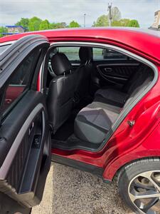 2014 Ford Taurus SEL - Photo 20 - Greenwood, IN 46142