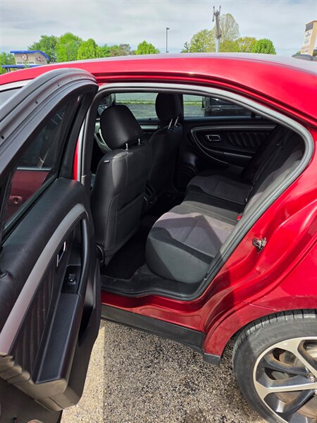 2014 Ford Taurus SEL - Photo 20 - Greenwood, IN 46142