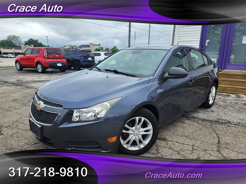 2013 Chevrolet Cruze LS Auto  