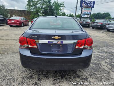 2013 Chevrolet Cruze LS Auto   - Photo 4 - Greenwood, IN 46142