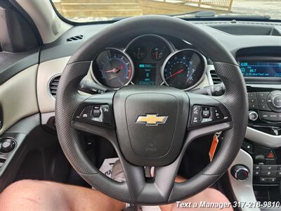 2013 Chevrolet Cruze LS Auto   - Photo 16 - Greenwood, IN 46142