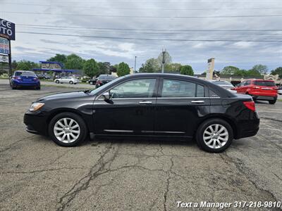 2013 Chrysler 200 Limited   - Photo 2 - Greenwood, IN 46142