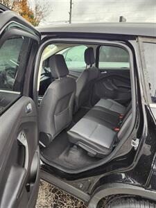 2019 Ford Escape SE - Photo 21 - Greenwood, IN 46142