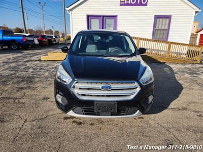 2019 Ford Escape SE - Photo 8 - Greenwood, IN 46142