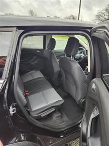 2019 Ford Escape SE - Photo 24 - Greenwood, IN 46142