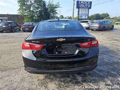 2018 Chevrolet Malibu LT   - Photo 4 - Greenwood, IN 46142