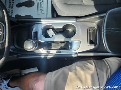 2018 Chevrolet Malibu LT   - Photo 12 - Greenwood, IN 46142