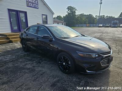 2018 Chevrolet Malibu LT   - Photo 7 - Greenwood, IN 46142