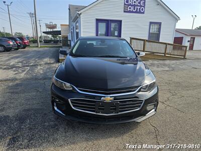2018 Chevrolet Malibu LT   - Photo 8 - Greenwood, IN 46142