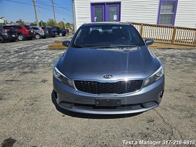 2017 Kia Forte S   - Photo 8 - Greenwood, IN 46142