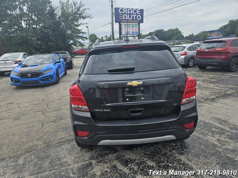 2018 Chevrolet Trax LT - Photo 4 - Greenwood, IN 46142