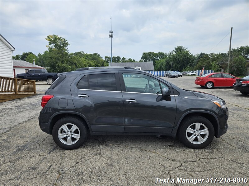 2018 Chevrolet Trax LT - Photo 6 - Greenwood, IN 46142