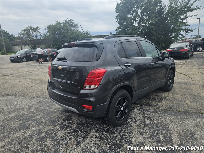 2018 Chevrolet Trax LT - Photo 5 - Greenwood, IN 46142