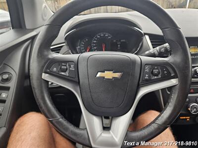 2018 Chevrolet Trax LT - Photo 12 - Greenwood, IN 46142