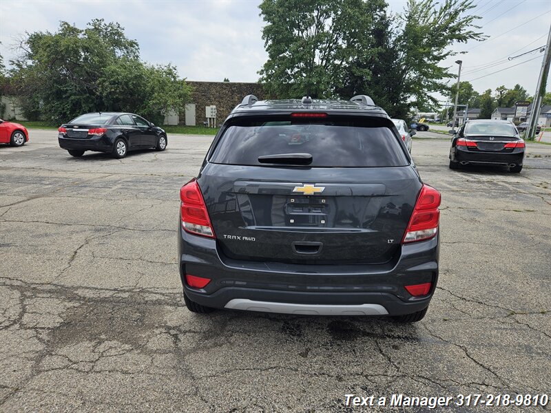 2018 Chevrolet Trax LT - Photo 4 - Greenwood, IN 46142