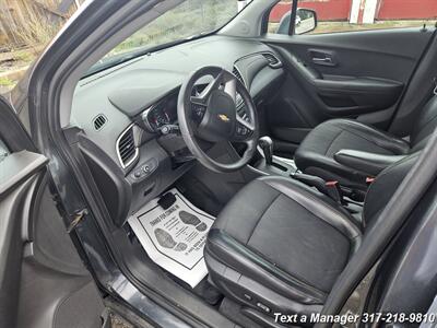 2018 Chevrolet Trax LT - Photo 9 - Greenwood, IN 46142
