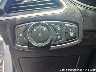 2022 Ford Edge SEL - Photo 13 - Greenwood, IN 46142