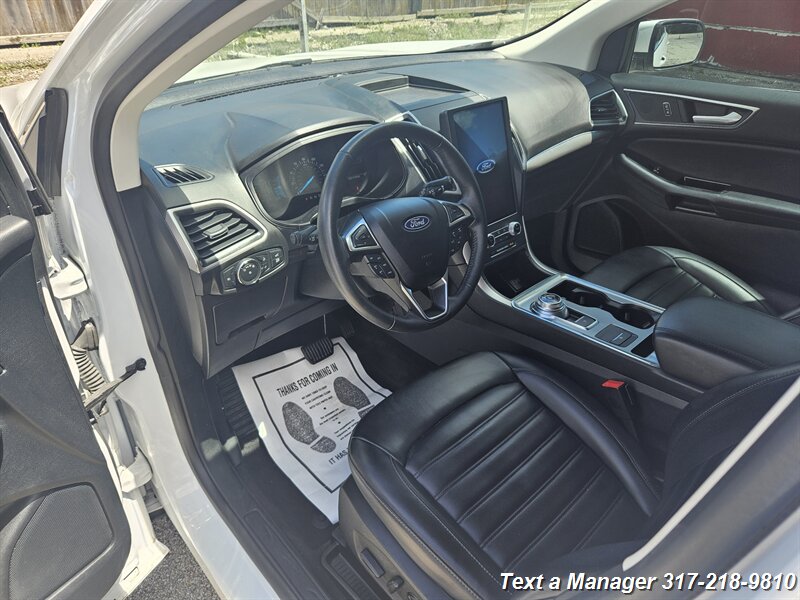2022 Ford Edge SEL - Photo 11 - Greenwood, IN 46142