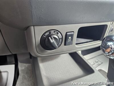2016 Nissan Frontier SV   - Photo 19 - Greenwood, IN 46142