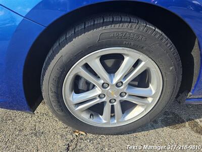 2016 Chevrolet Cruze LT Auto - Photo 27 - Greenwood, IN 46142