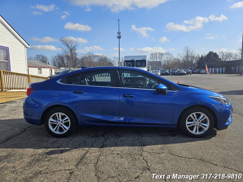 2016 Chevrolet Cruze LT Auto - Photo 6 - Greenwood, IN 46142