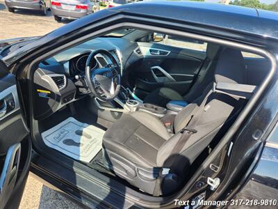 2017 Hyundai VELOSTER Value Edition   - Photo 10 - Greenwood, IN 46142