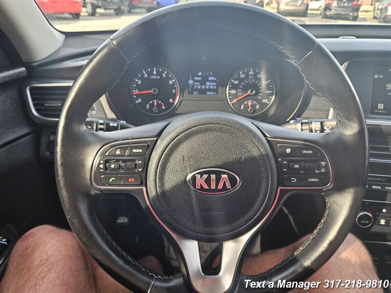 2018 Kia Optima EX - Photo 15 - Greenwood, IN 46142