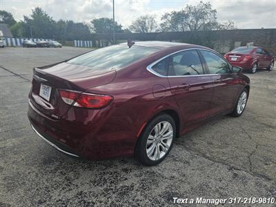 2015 Chrysler 200 Limited   - Photo 5 - Greenwood, IN 46142