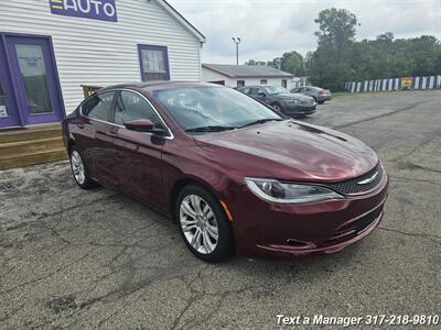 2015 Chrysler 200 Limited   - Photo 7 - Greenwood, IN 46142