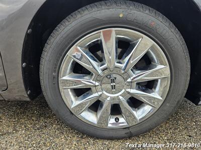 2012 Lincoln MKZ   - Photo 13 - Greenwood, IN 46142