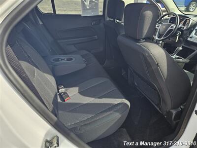 2017 Chevrolet Equinox LT   - Photo 29 - Greenwood, IN 46142
