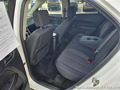 2017 Chevrolet Equinox LT   - Photo 26 - Greenwood, IN 46142